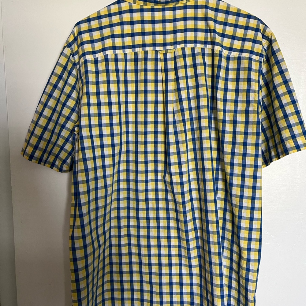 Like New. No visible flaws. Men’s XL.